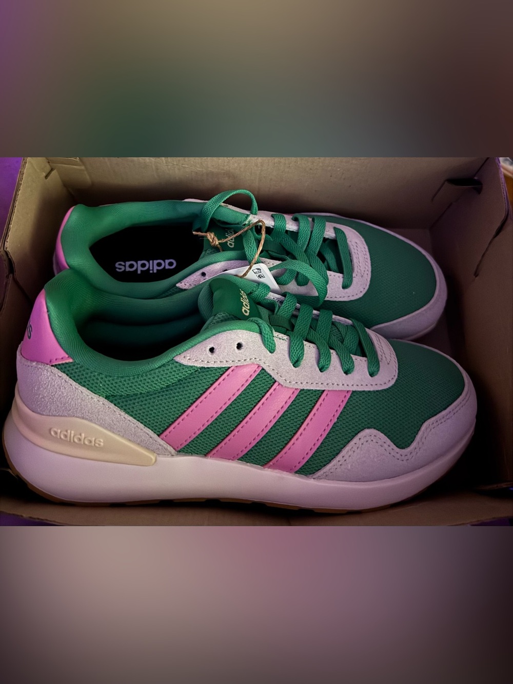 Adidas Run 60’s 4.0 RETO‼️Sz 6.5 Green and Pink Classic Low-Top Sneakers - Picture 5 of 10